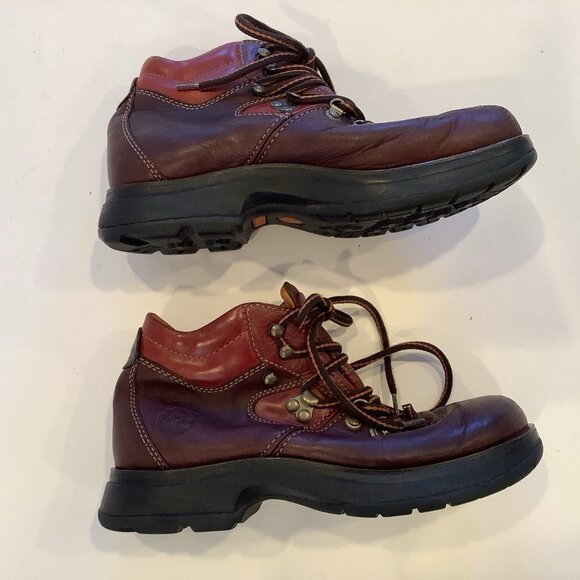 Timberland Waterproof Hiking Boots Womens 7.5 M Burgundy Leather Round Ankle Top - Picture 1 of 10